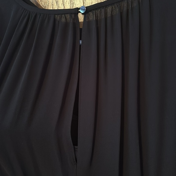 White House Black Market size 6 black romper. - Picture 7 of 14